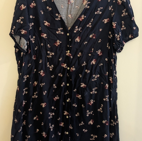 Navy Gap cap sleeve dress - Picture 2 of 4